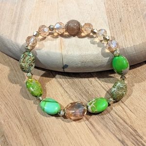 Handmade bracelet with lime green agate stones